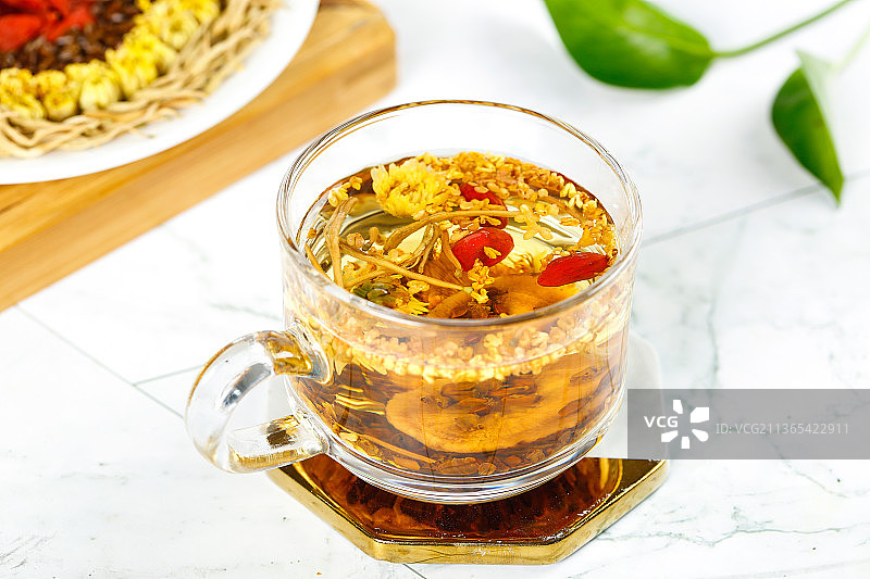 一杯菊花决明子茶图片素材