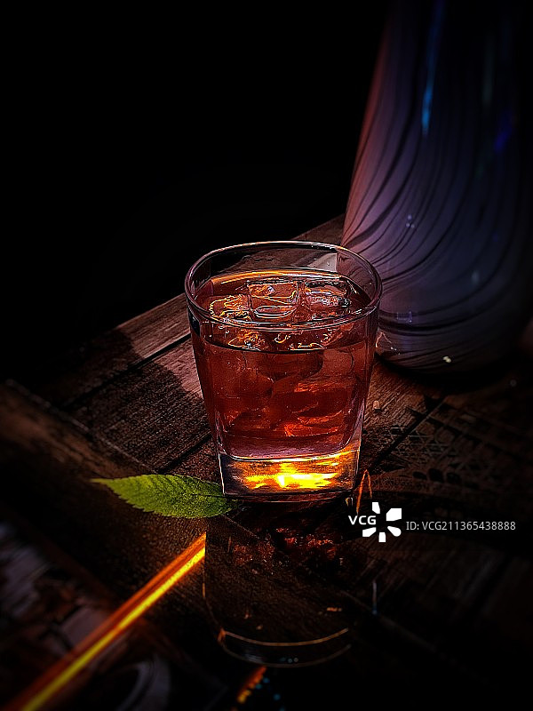 周五晚上主题是 酒图片素材