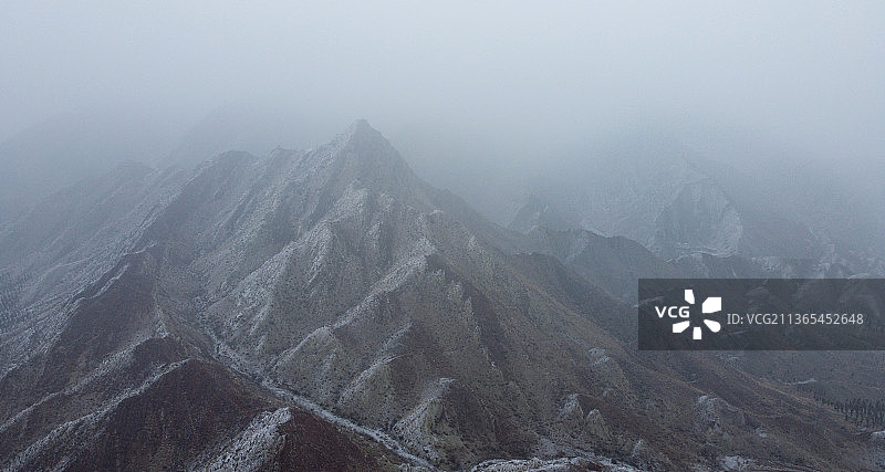 云雾贺兰图片素材