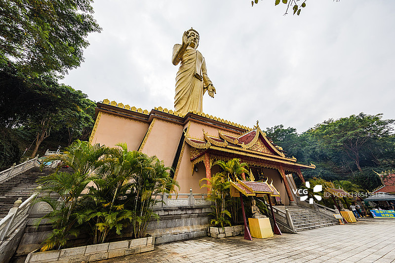 云南西双版纳勐泐大佛寺图片素材