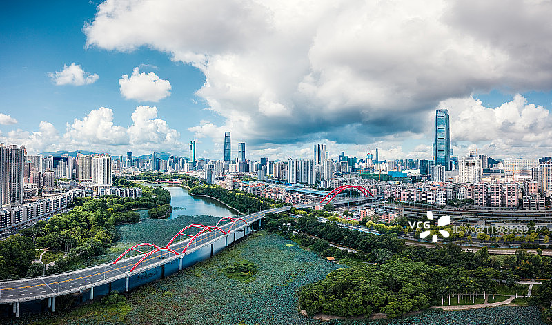 深圳洪湖公园彩虹桥航拍图片素材