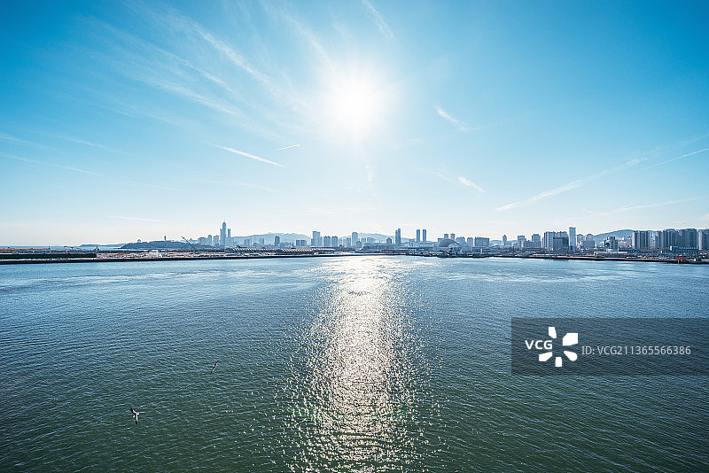 烟台城市海岸线图片素材