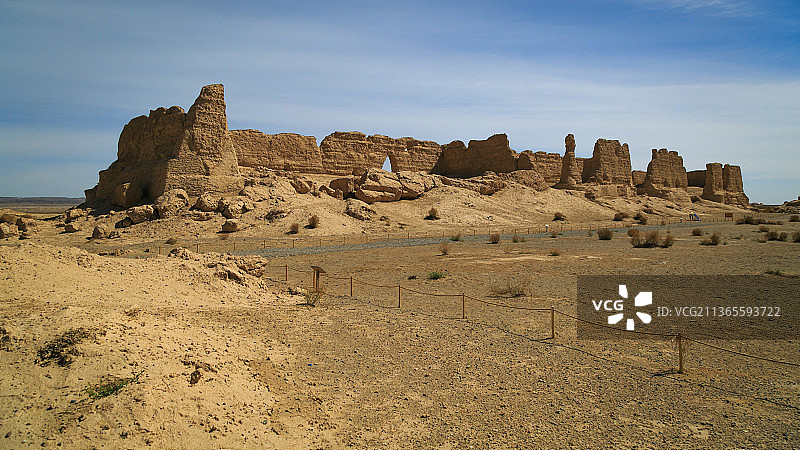 甘肃玉门关和汉长城遗址图片素材