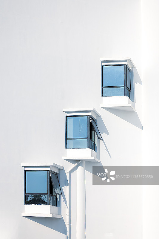 三扇窗图片素材