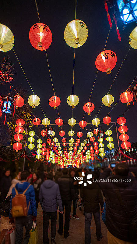 武汉园博园新年灯会张灯结彩图片素材