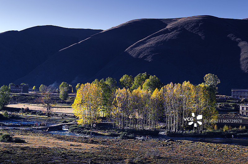 新都桥图片素材