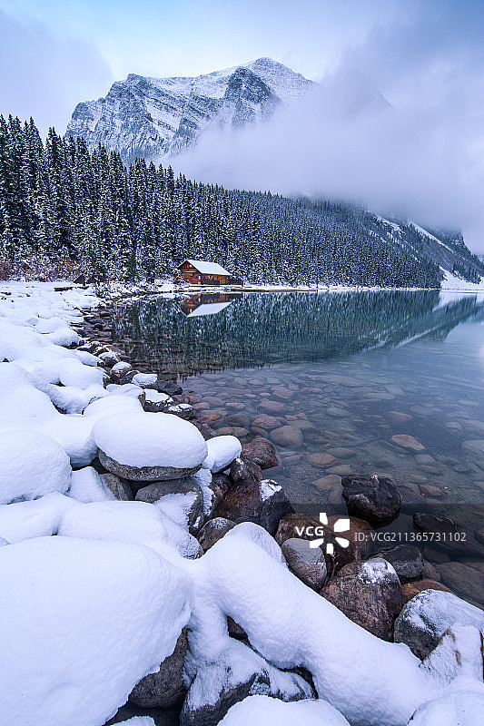 冰雪露易丝湖图片素材