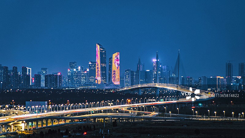 南京河西新城阑珊夜色图片素材