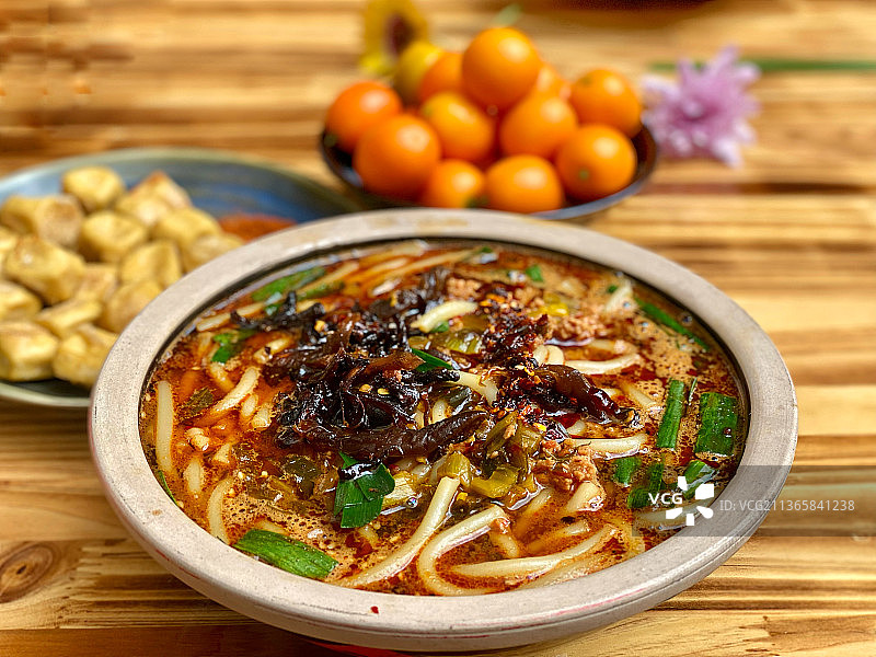 小锅米线图片素材