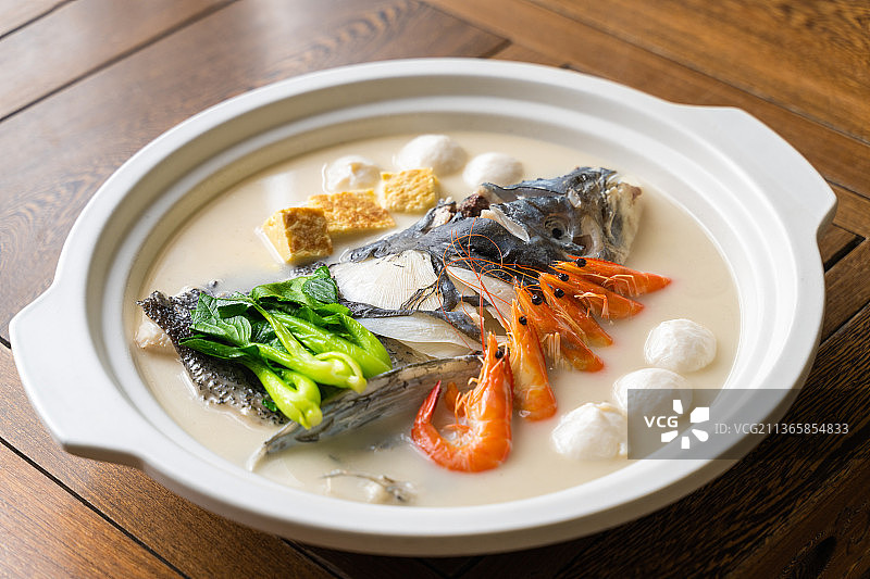 三鲜千岛湖包头鱼汤图片素材