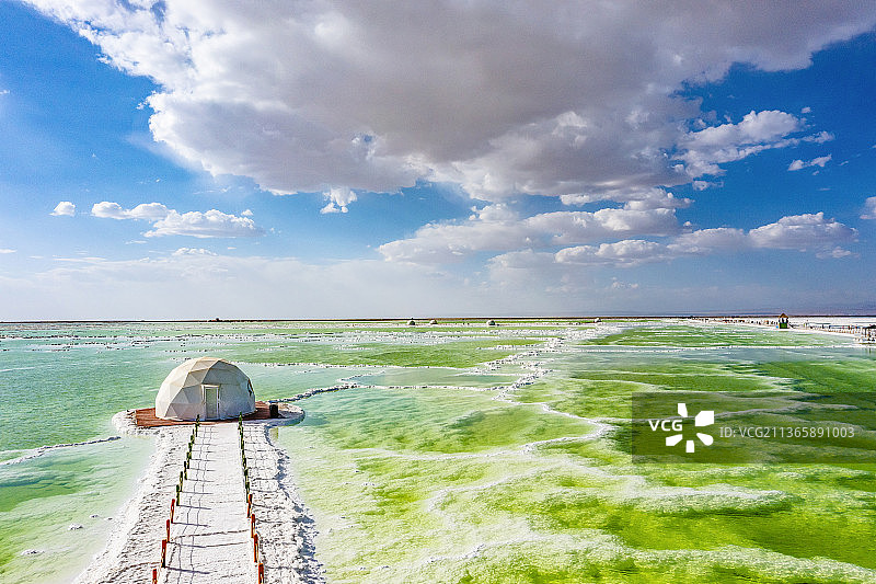 青海海西 格尔木 察尔汗盐湖风光风景航拍 2021年07月27日  察尔汗盐湖位于青海省格尔木市图片素材