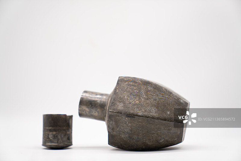 清代古董锡器茶叶罐图片素材