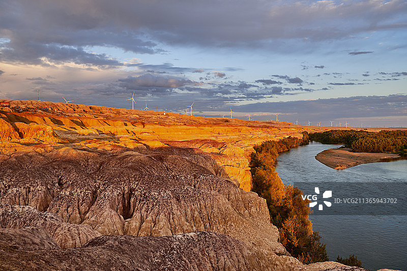 大美新疆五彩滩图片素材