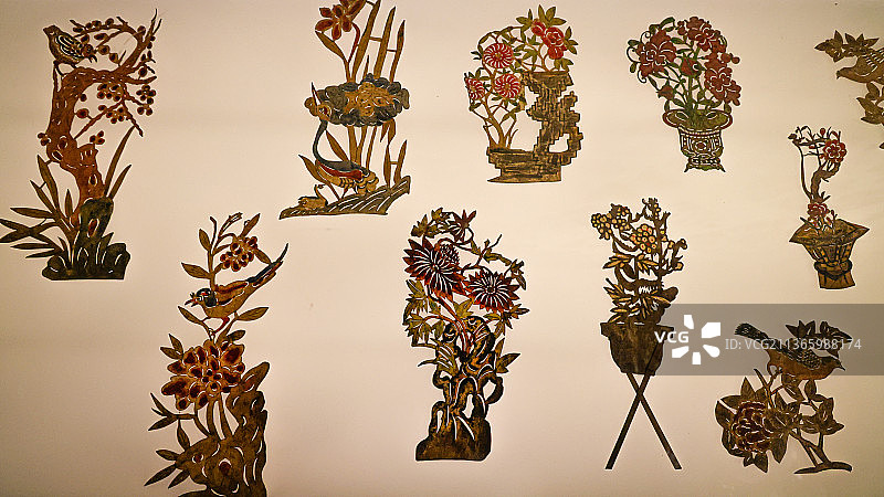 中国传统文化艺术：皮影戏（非物质文化遗产）皮影花卉植物图片素材