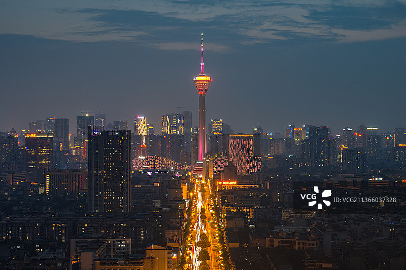 四川成都地标锦绣天府塔（339电视塔）图片素材