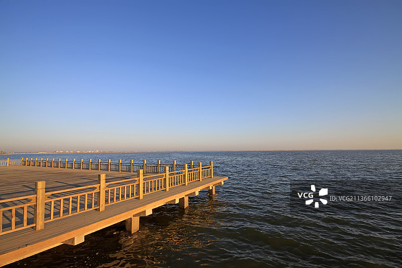 河北衡水衡水湖木质平台图片素材