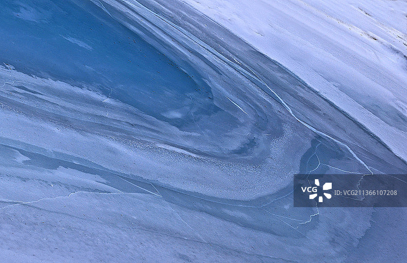 四川黄龙景区冰河图片素材