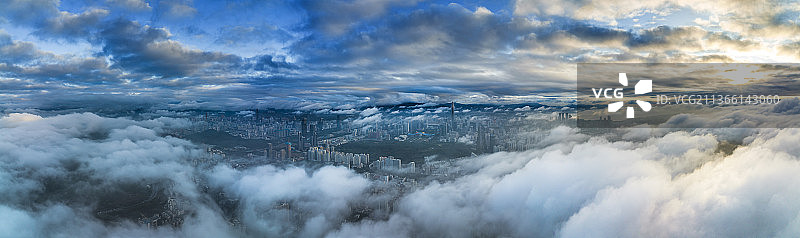 深圳福田市区高空白昼云海图片素材