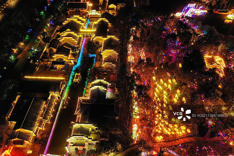 中国秦淮灯会，南京夫子庙秦淮风光带，南京白鹭洲公园和隐逸水街的航拍风光图片素材