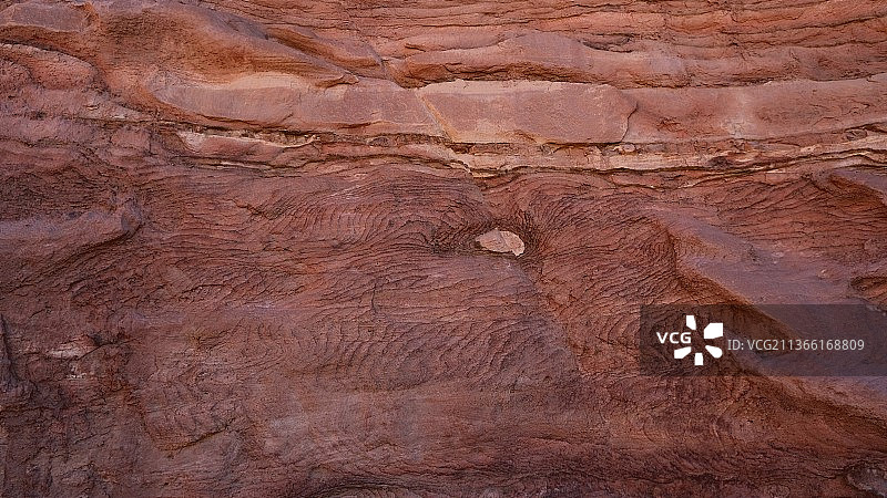 西奈半岛的沙漠和山脉岩层图片素材