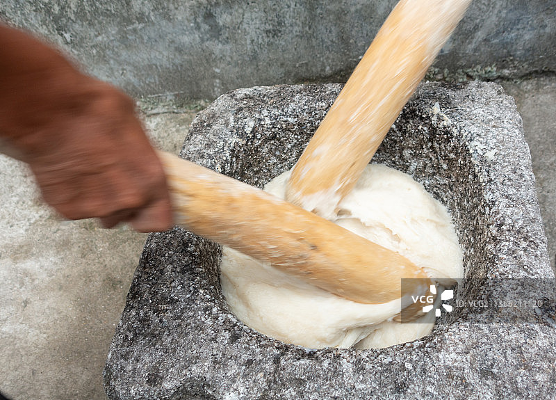 湖南地方小吃糍粑制作图片素材