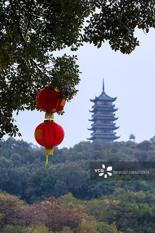 魁星阁与红灯笼图片素材