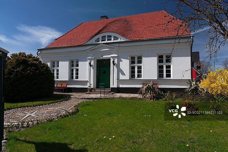 德国菲施兰半岛武斯特罗的船长之家图片素材