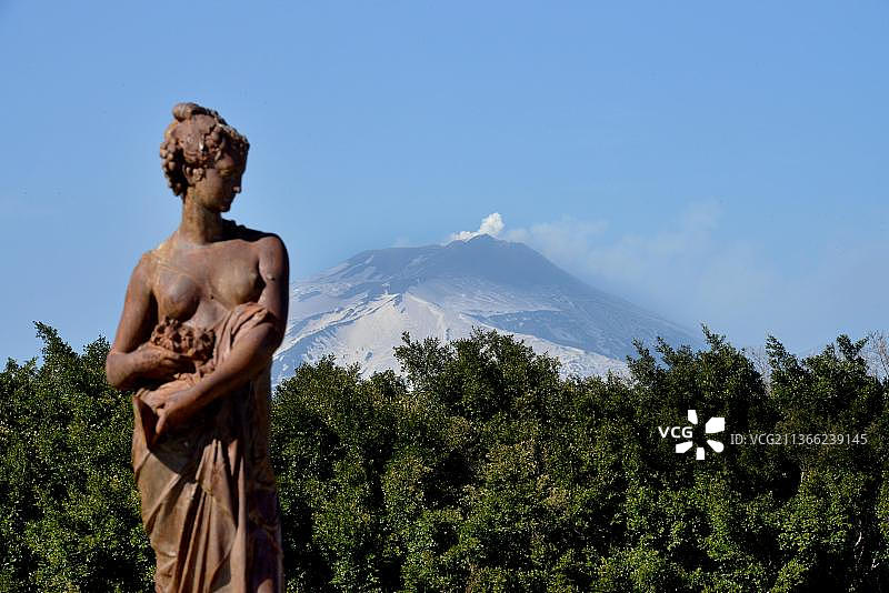 意大利西西里卡塔尼亚贝利尼别墅城市公园图片素材