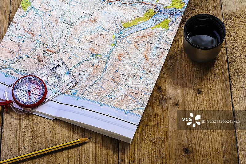 地图和指南针图片素材