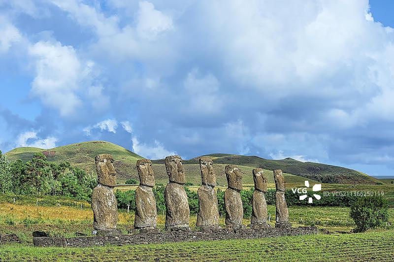 阿胡阿奇维摩艾石像，复活节岛拉帕努伊国家公园，智利，联合国教科文组织世界遗产，南美洲图片素材