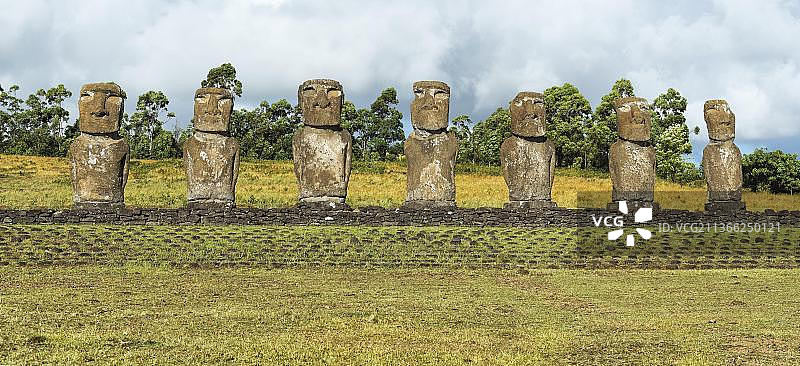 阿胡阿奇维摩艾石像，复活节岛拉帕努伊国家公园，智利，联合国教科文组织世界遗产，南美洲图片素材