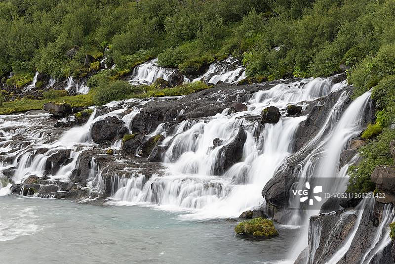 冰岛Hraunfossar瀑布和Hvita河，欧洲图片素材