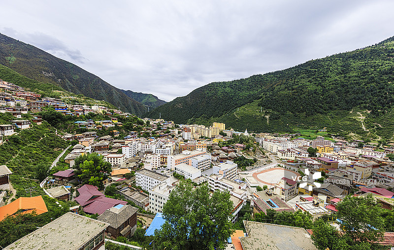 四川甘孜白玉县城图片素材