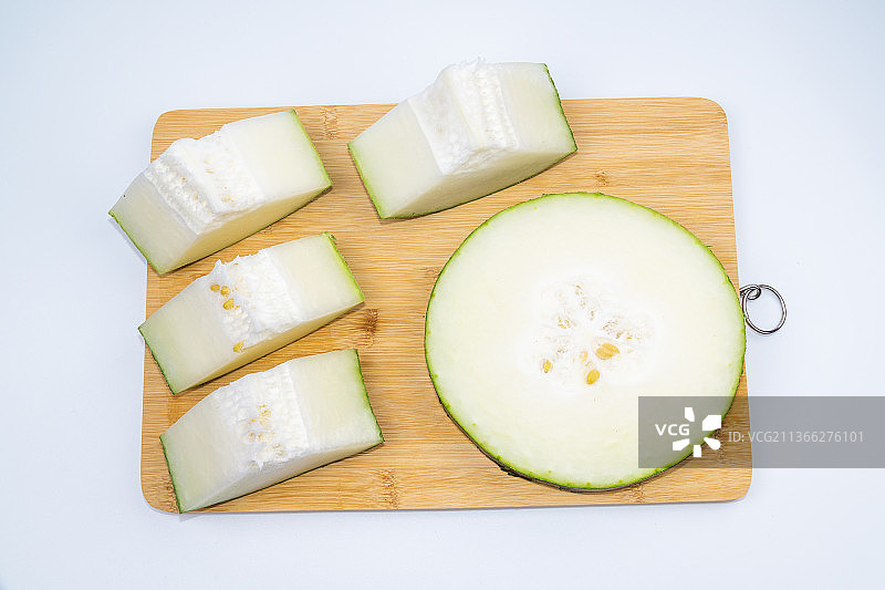 白底的新鲜冬瓜食材图片素材