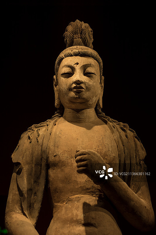 甘肃省博物馆武威天梯山石窟菩萨佛像图片素材