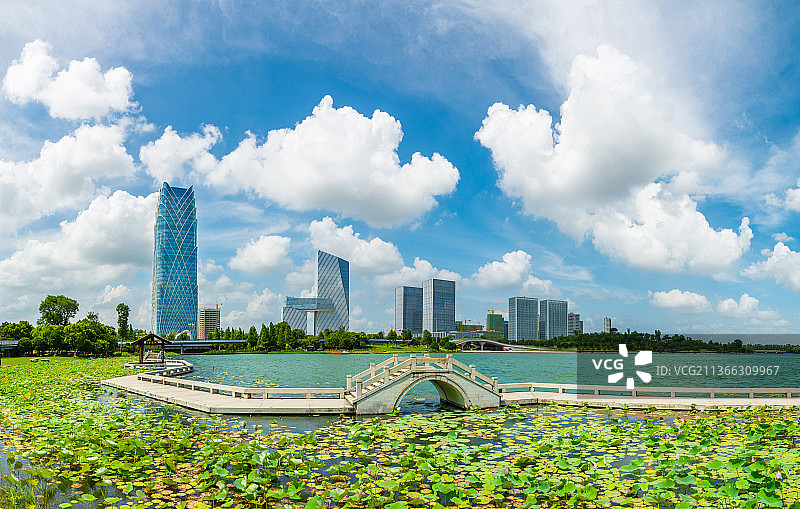 浙江桐乡风光  嘉兴桐乡市区城市建筑风光 桐乡凤凰湖 商务区经济开发区商务楼 城市环境图片素材