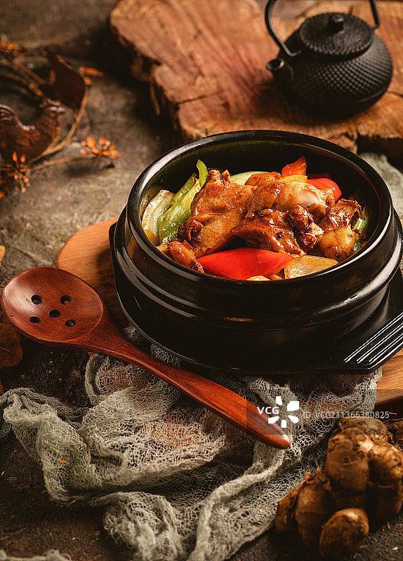 中国美食砂锅鸡图片素材