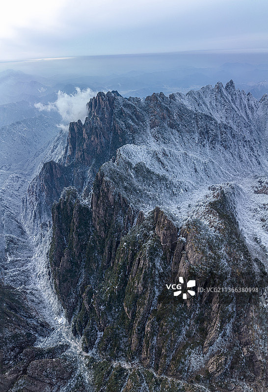 雪后黄山排云亭图片素材