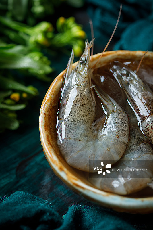 一盘海鲜大虾图片素材