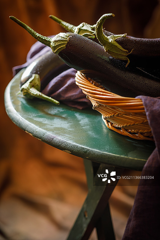 新鲜茄子图片素材