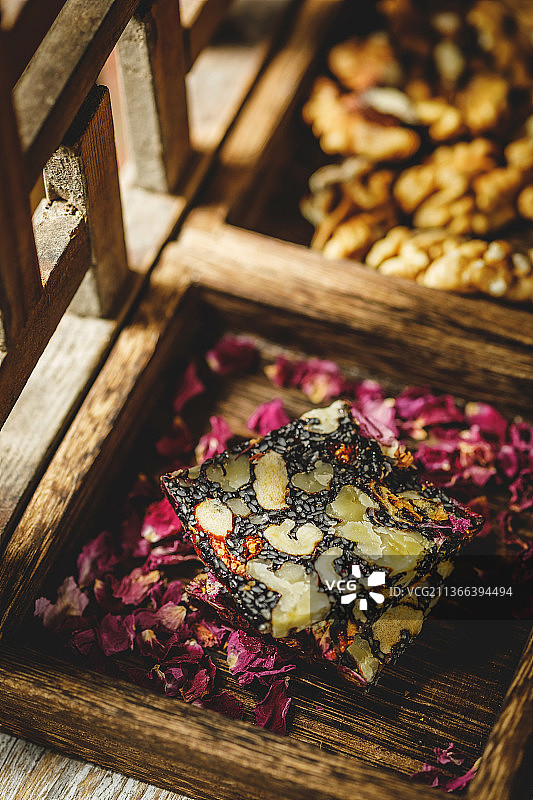 营养的玫瑰阿胶糕图片素材