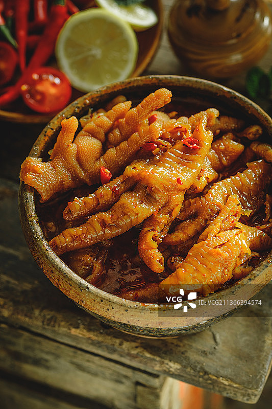 一箩筐柠檬酸辣无骨鸡爪图片素材