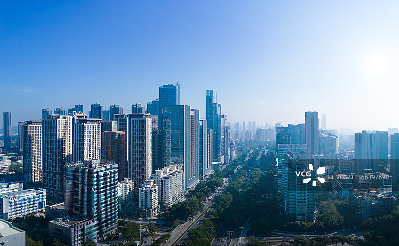 深圳南山大冲万象天地区域清晨航拍天际线图片素材