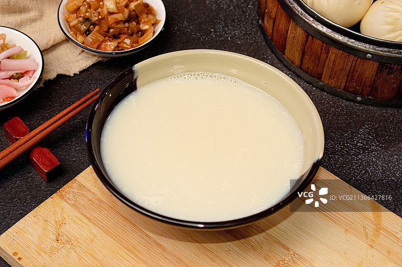 一碗豆浆图片素材