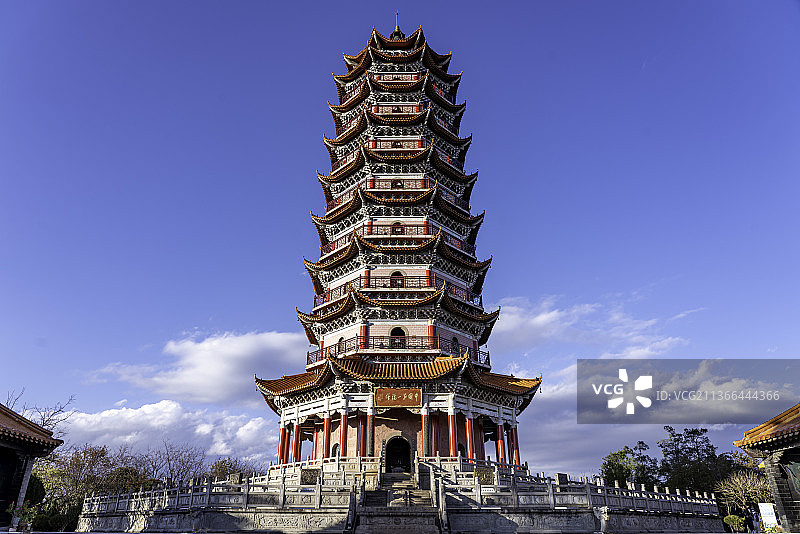 楚雄福塔图片素材