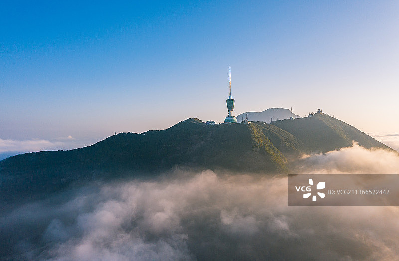 梧桐山的云海图片素材