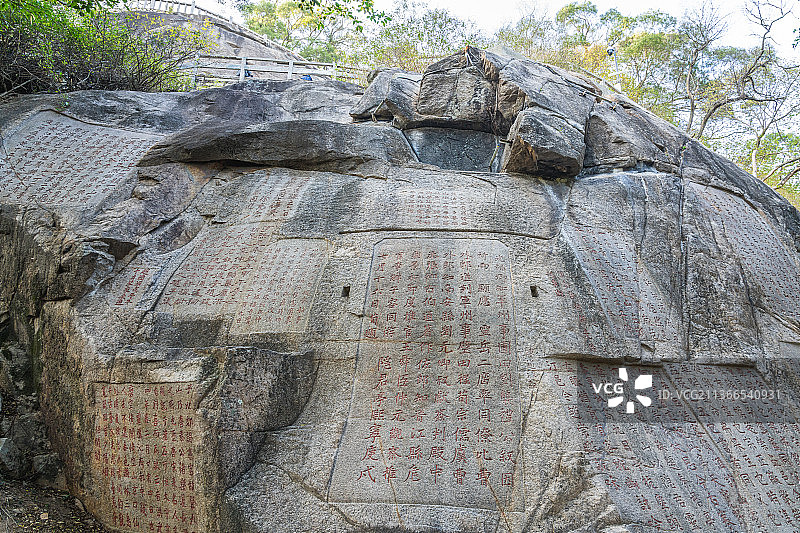 泉州市南安市丰州镇九日山祈风石刻西峰石刻群图片素材