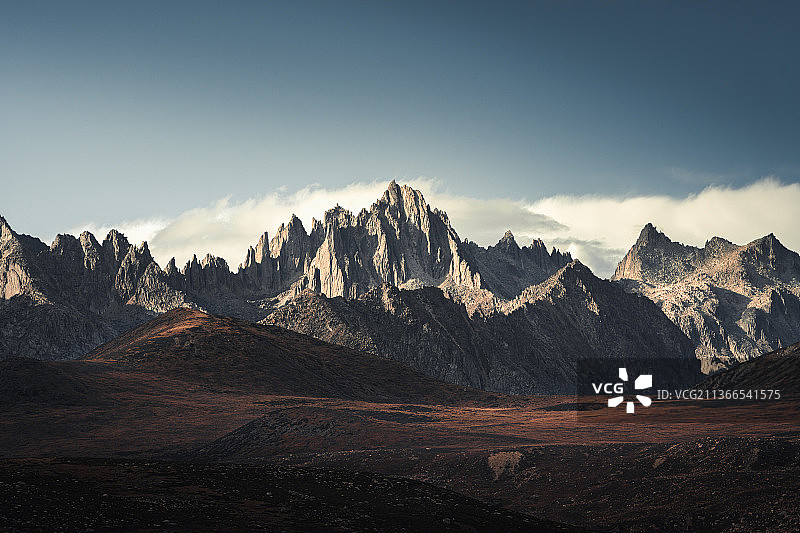 川西秋季石头山风光图片素材