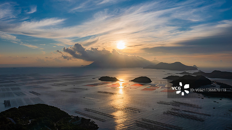 花竹日出-三沙镇“中国观日地标”图片素材