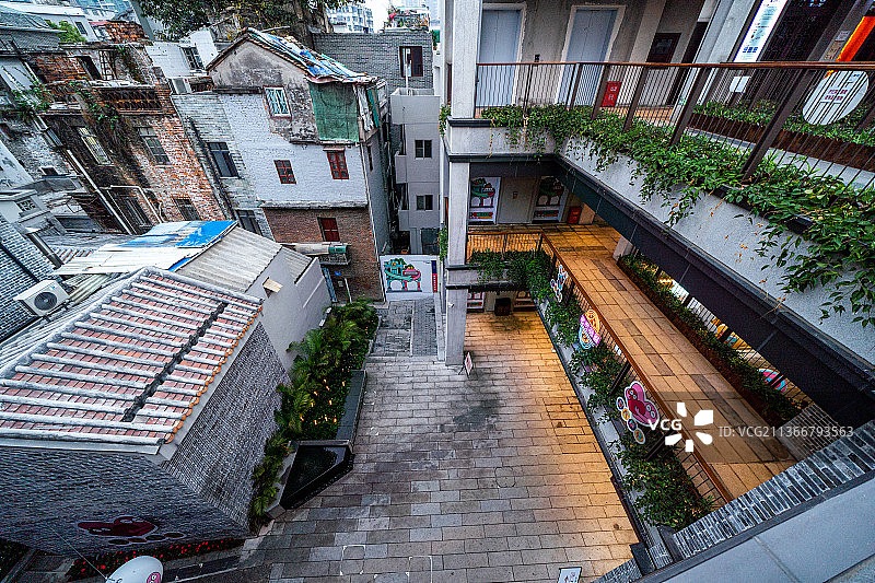 广东广州荔湾区非物质文化遗产历史永庆坊都市风光图片素材